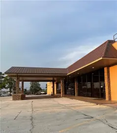 Versatile Call Center and Office