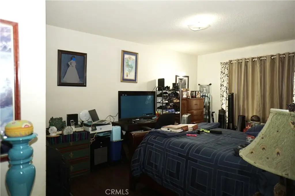 Picture 17