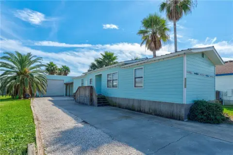 Port Aransas Commercial Live/Work Opportunity