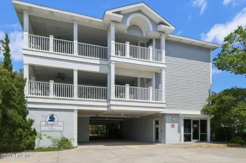 16-Suite Hotel Property