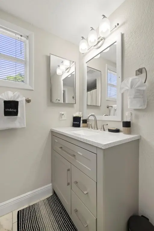 Picture 30