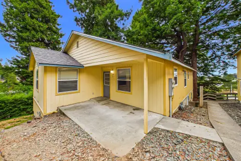 Duplex With Ensuite Bedrooms