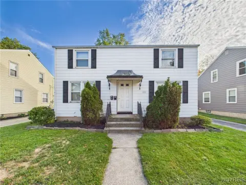 Well-Maintained Duplex in North Buffalo