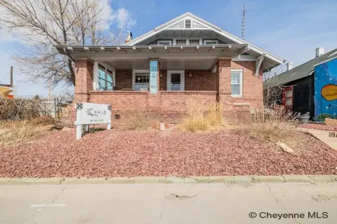 High-Visibility Retail/Office Space Available