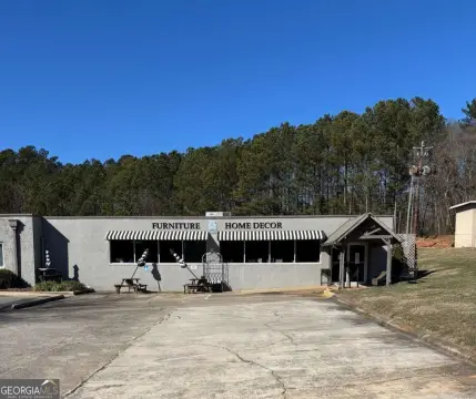 Flowery Branch Commercial Space Available