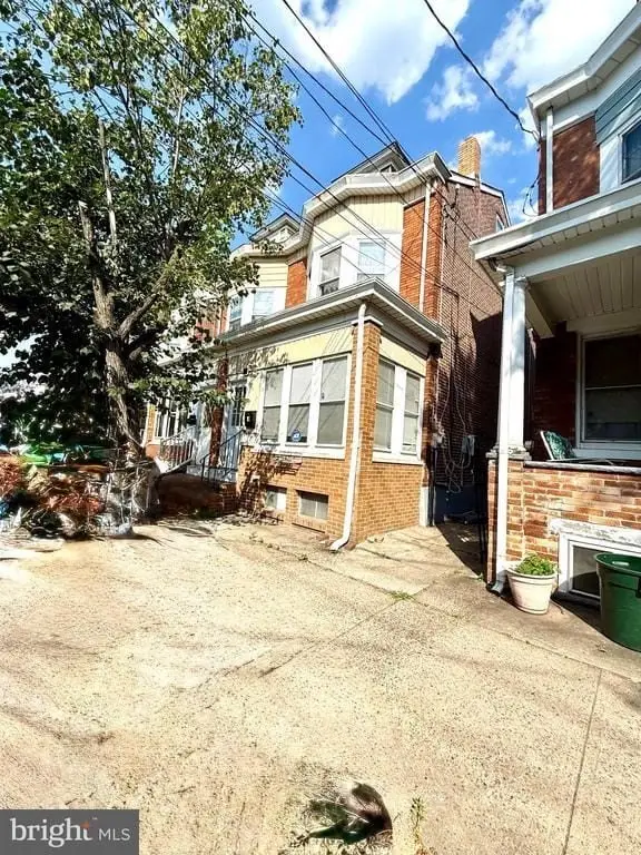 Picture 3