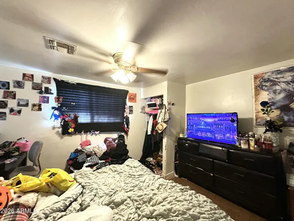 Picture 12