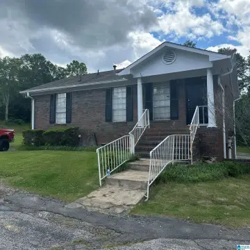 Freestanding Office Building on Parkway