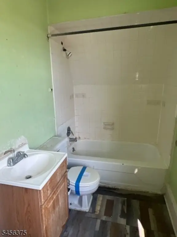 Picture 19