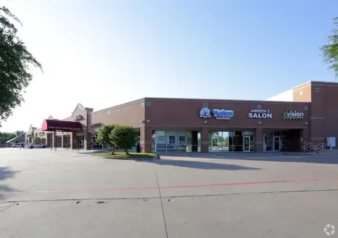 Retail/Medical Space in Allen, TX
