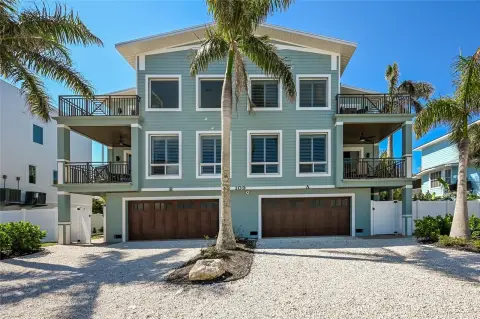 Duplex with Private Pools