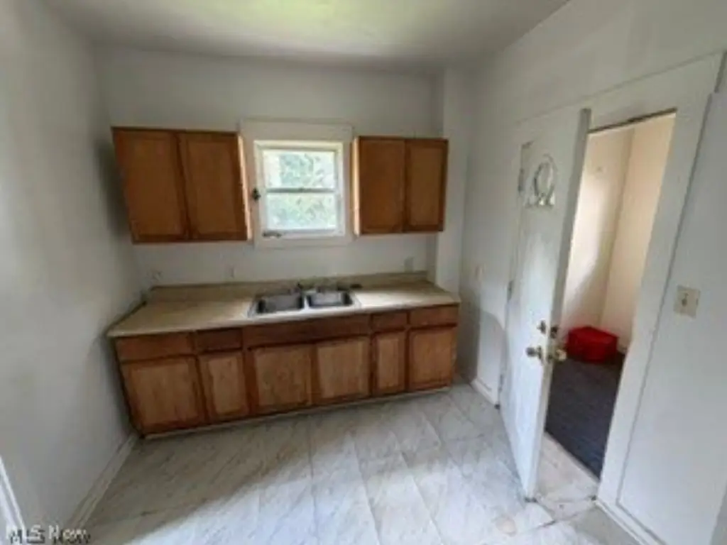 Picture 7