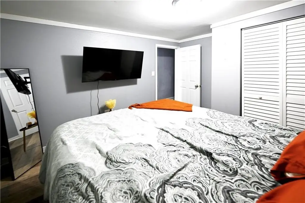 Picture 10