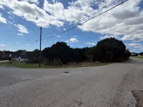 Residential Land in Indian Harbor