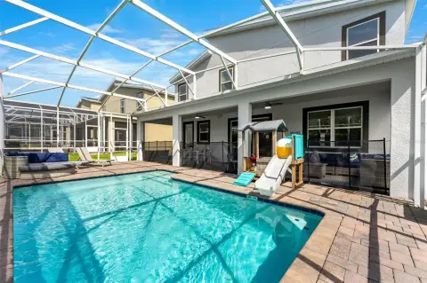 7-Bedroom Duplex with Private Pool