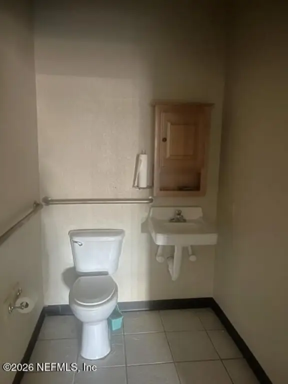 Picture 4