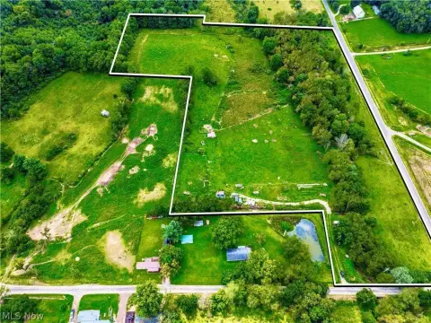 Agricultural Land with Wooded Acreage