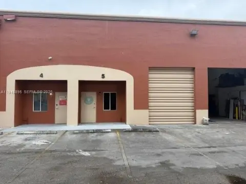 Hialeah Office/Warehouse Near 826/I-75