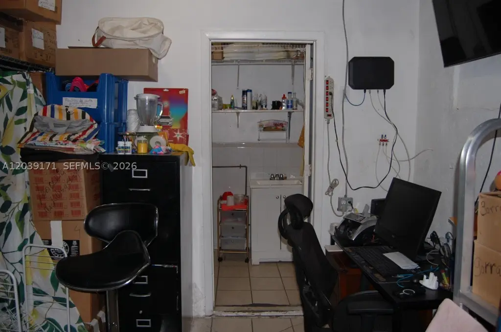 Picture 7