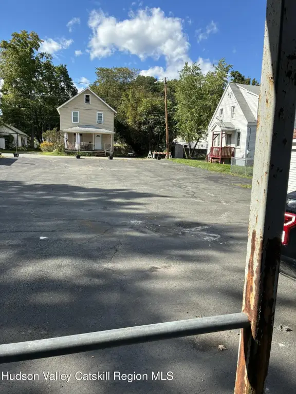 Picture 8