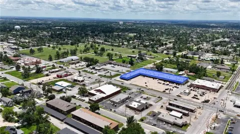 Retail Space in Rogers, AR