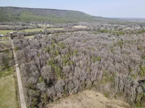 Adona Acreage with Mountain Views