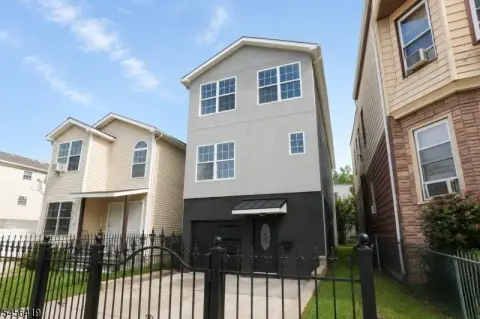 Renovated Duplex with Garage