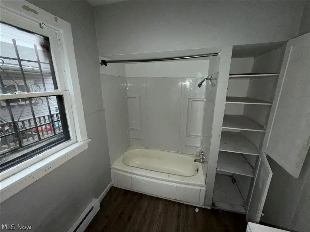 Picture 19