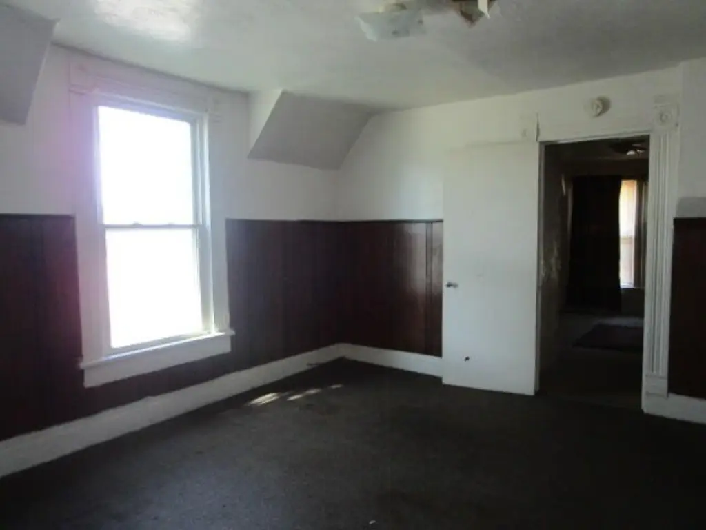 Picture 10