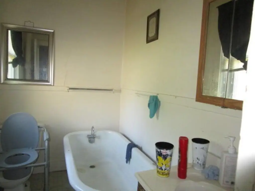 Picture 8