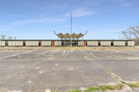 Former Hospital on 3.97 Acres