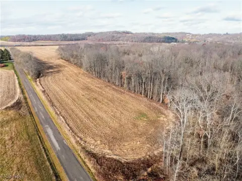Frazeysburg Land Parcel For Sale
