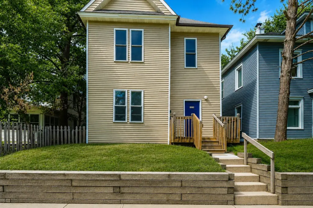 1318 18Th Ave N, Minneapolis, MN 55411