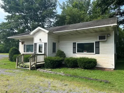 Former Restaurant and Bakery