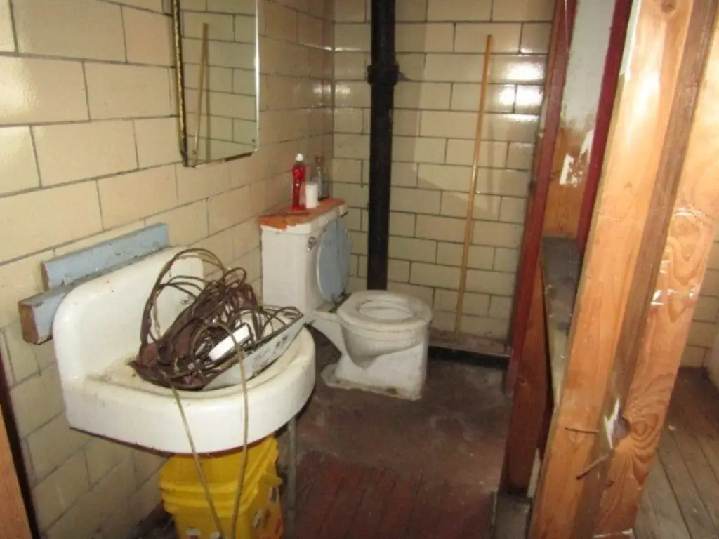 Picture 33