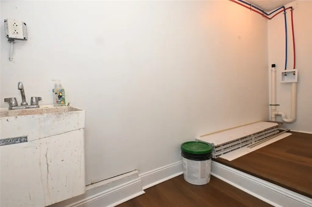 Picture 12