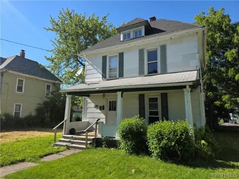 Duplex with Two One-Bedroom Units
