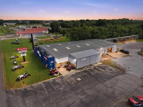 Flex Space with Service Shop
