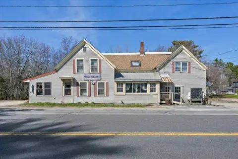 Lakefront Specialty Property
