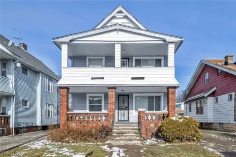 Renovated Duplex with Bonus Suite