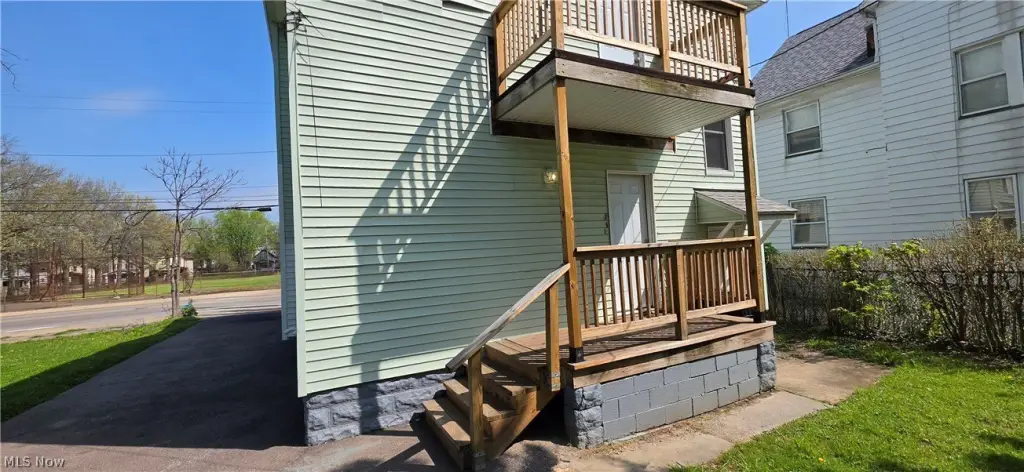 Picture 4