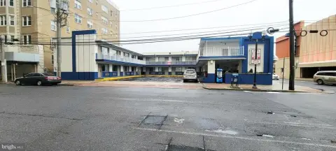 Atlantic City Motel with Commercial