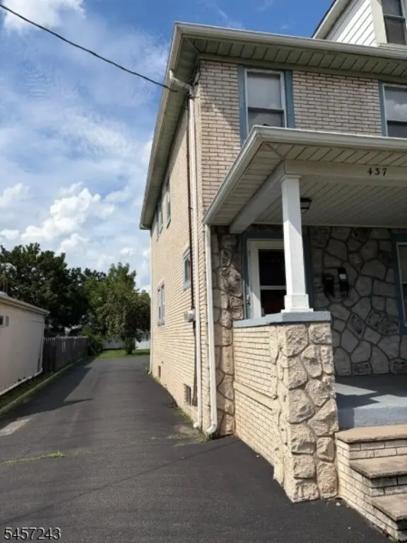 Picture 3