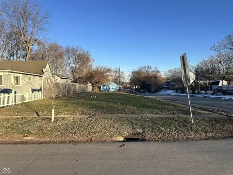 Residential Lot in Growing Area