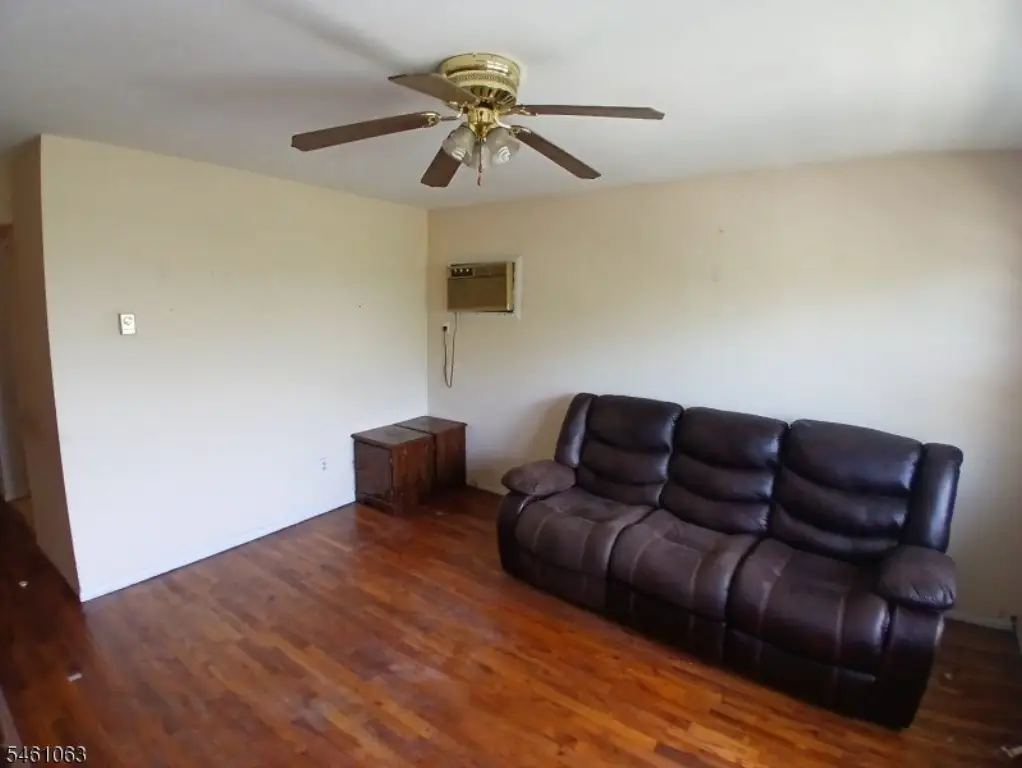 Picture 25