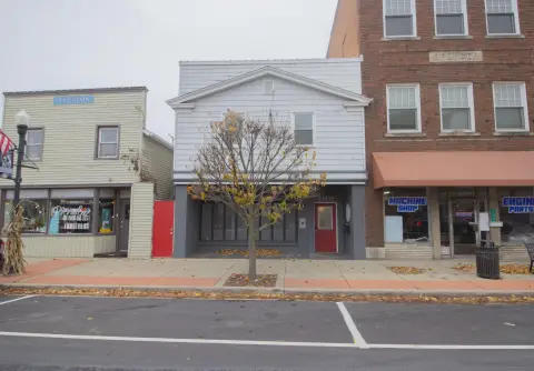 Mixed-Use Building in Downtown Plainwell