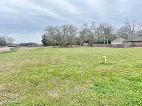 Residential Land in Breaux Bridge