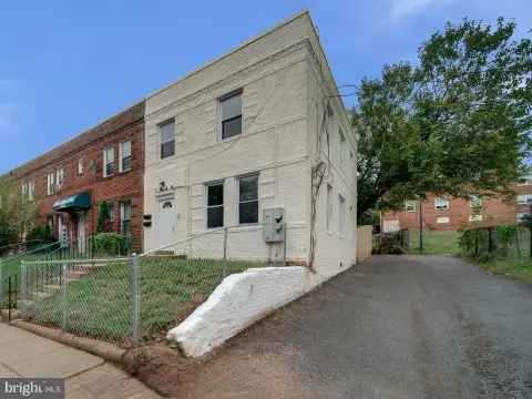 Updated Duplex in Washington, D.C.