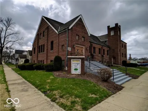 Columbus Religious Building with Parking