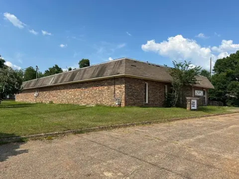 Ozark Commercial Building For Sale